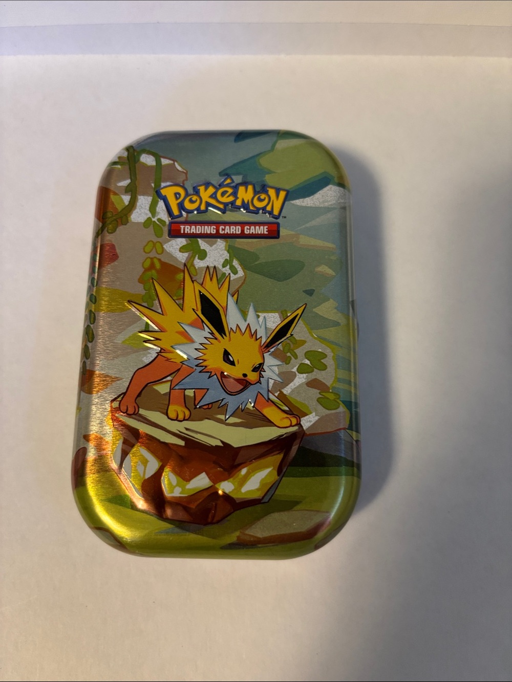 Trading Card Game Tin Can with Jolteon Artwork - Green